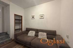 Renoviran 2.5 stan u centru, Žorža Klemansoa, 35m2